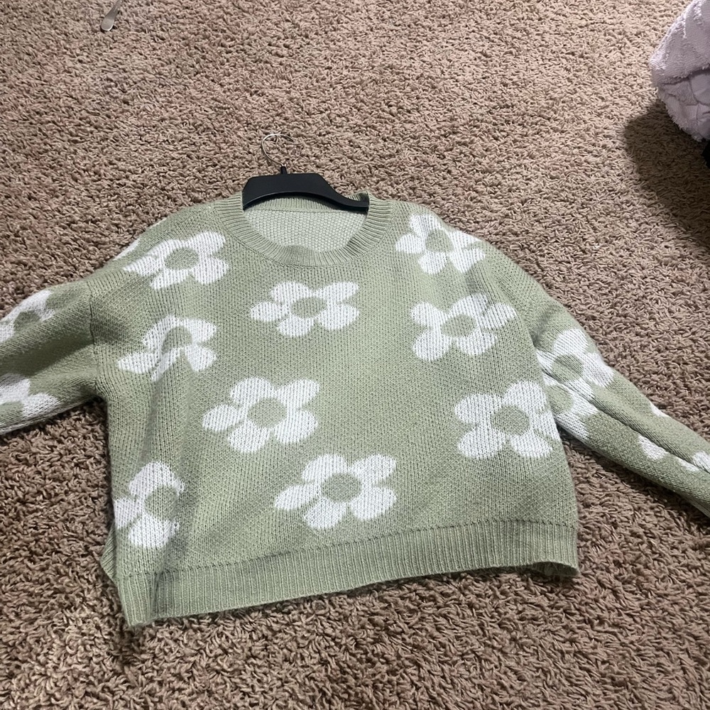 floral sweater